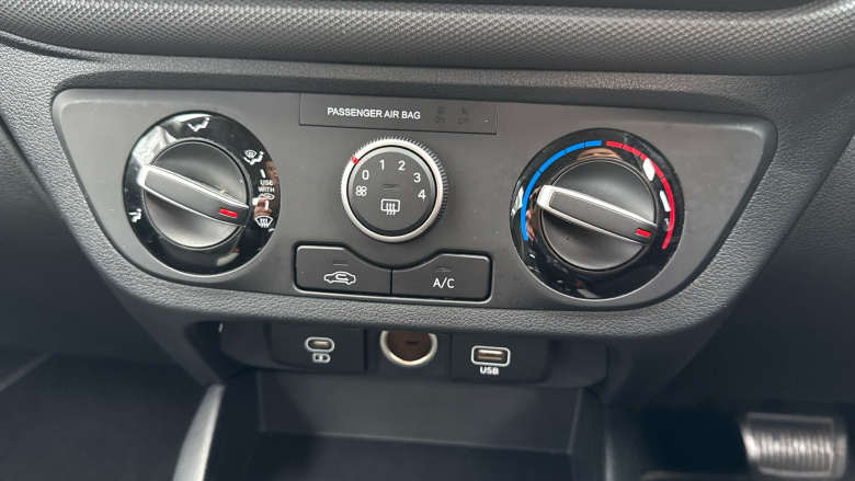 Hyundai i10 1.0 [63] Advance 5dr Auto [Nav] Petrol Hatchback